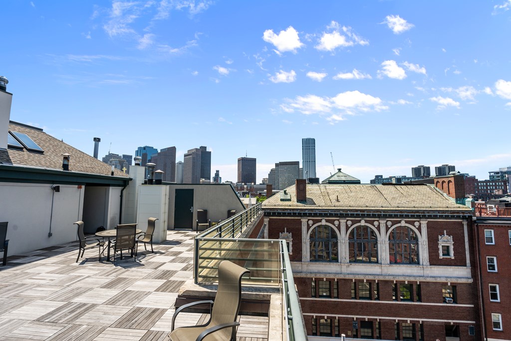 20 Tileston Street, Unit 2J Boston, MA 02113 - Photo 28 of 28