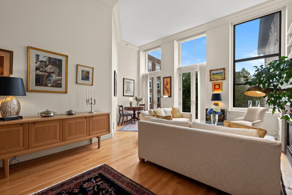 20 Tileston Street, Unit 2J Boston, MA 02113 - Photo 3 of 28