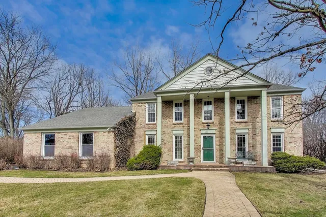 $658,000 | 6 Robin Hood Court, Lincolnshire, IL 60069