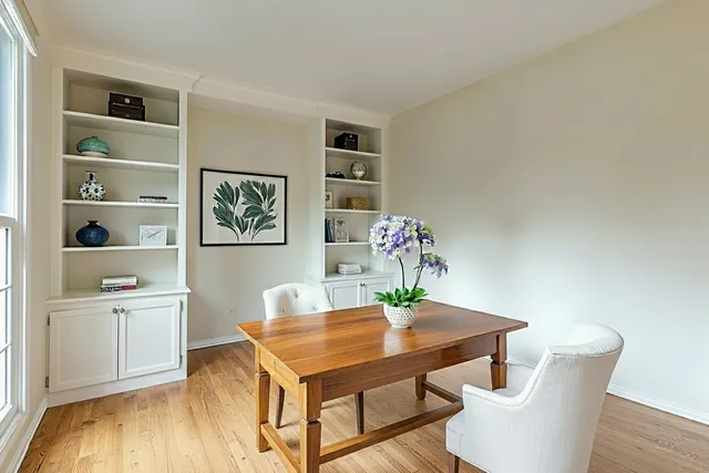 $658,000 | 6 Robin Hood Court, Lincolnshire, IL 60069