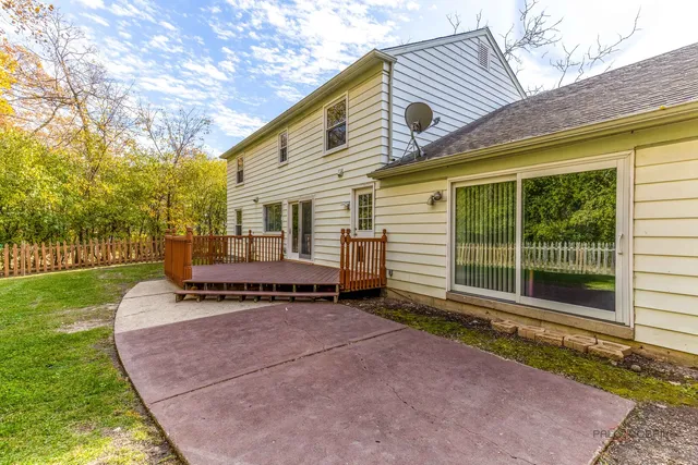 $658,000 | 6 Robin Hood Court, Lincolnshire, IL 60069