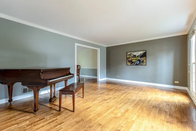 $658,000 | 6 Robin Hood Court, Lincolnshire, IL 60069