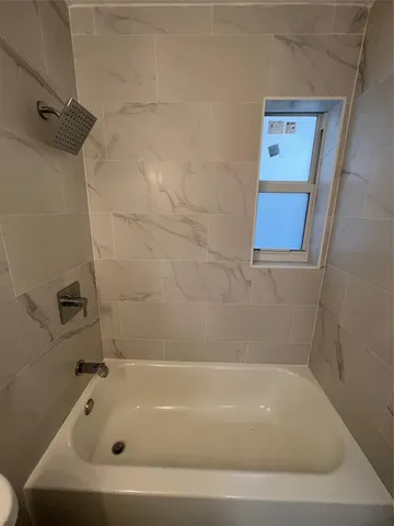 $2,200 | 919 Northwest 102nd Street, Unit B, Miami, FL 33150