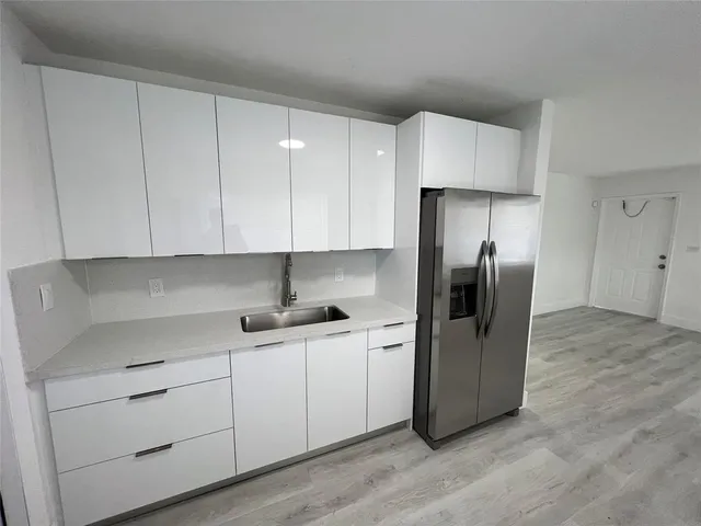 $2,200 | 919 Northwest 102nd Street, Unit B, Miami, FL 33150