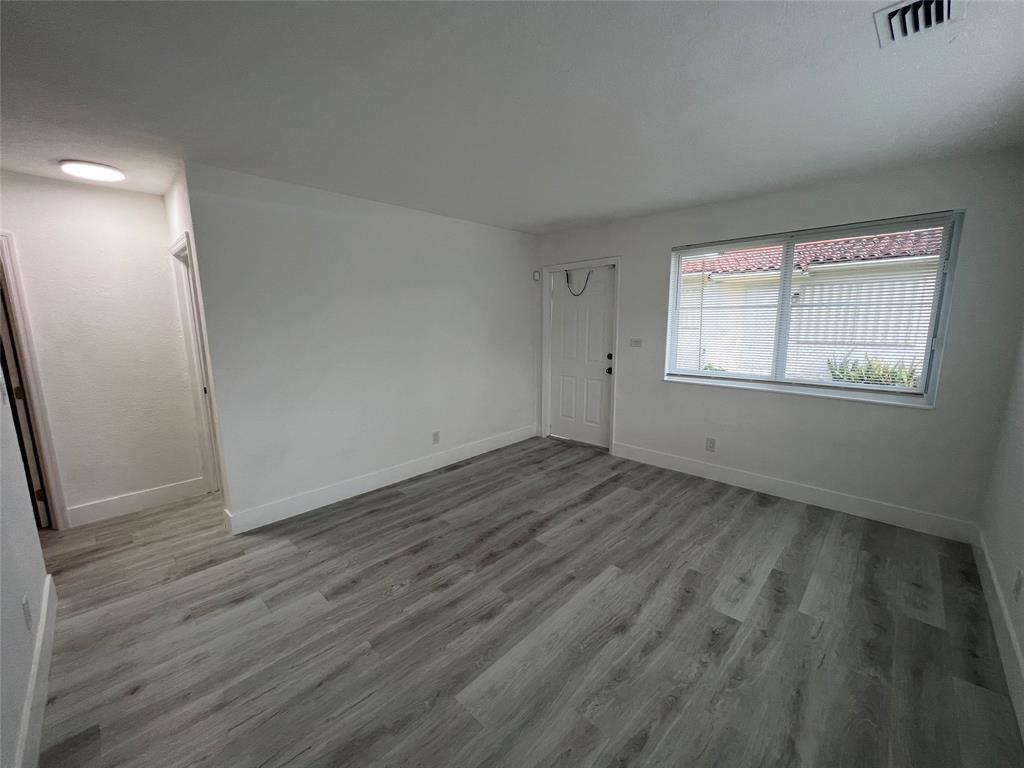 919 Northwest 102nd Street, Unit B Miami, FL 33150 - Photo 5 of 15