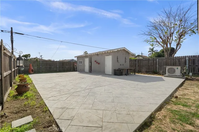 $1,650,000 | 1532-1534 West 221st Street, Torrance, CA 90501