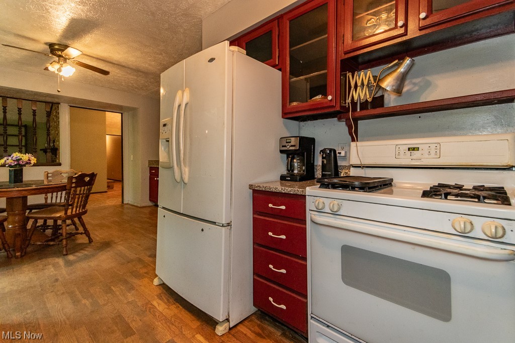 10100 Chillicothe Road Willoughby, OH 44094 - Photo 14 of 27