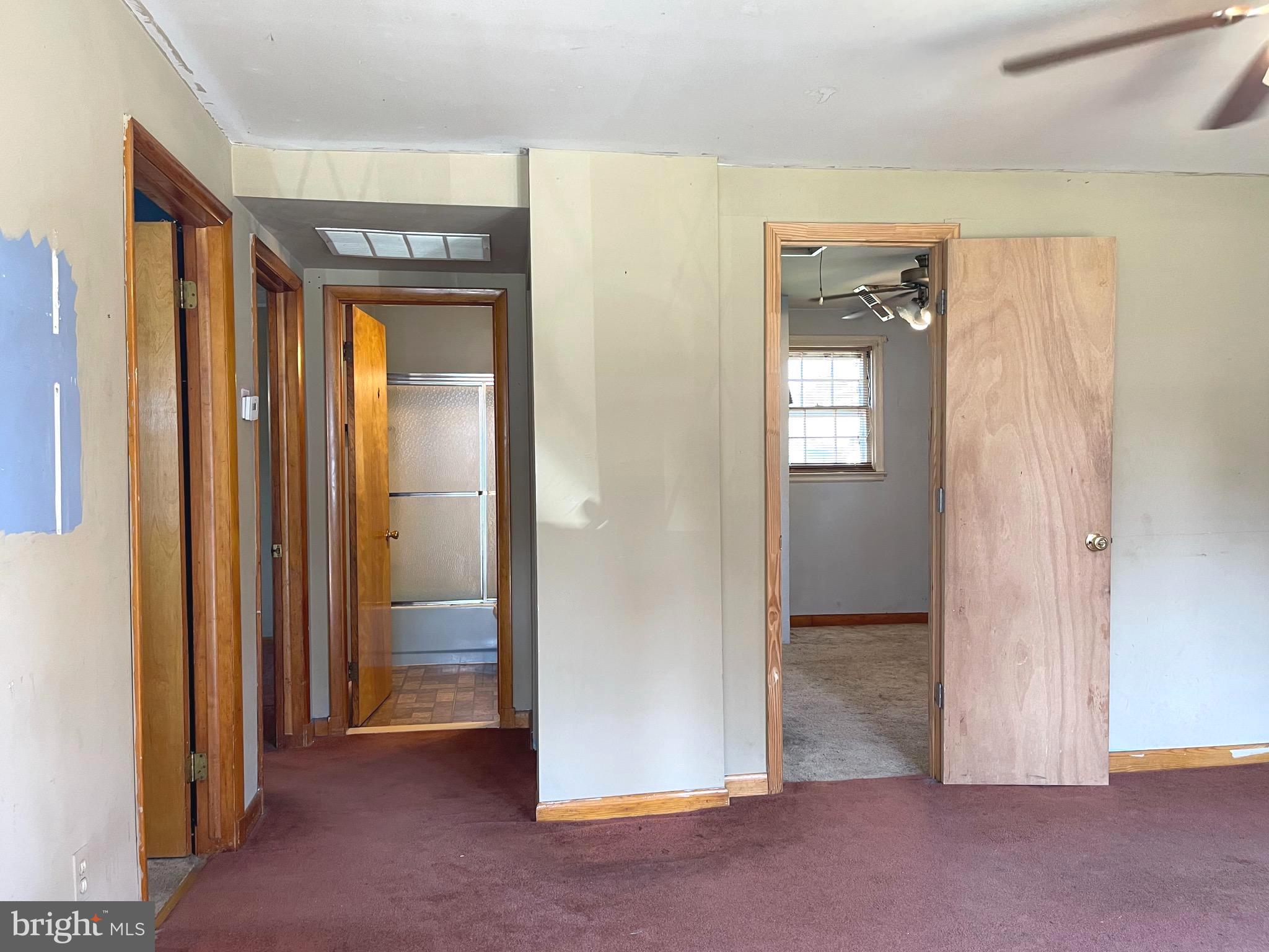 948 Renfrew Street Baltimore, MD 21221 - Photo 6 of 28 Gallery Image 6