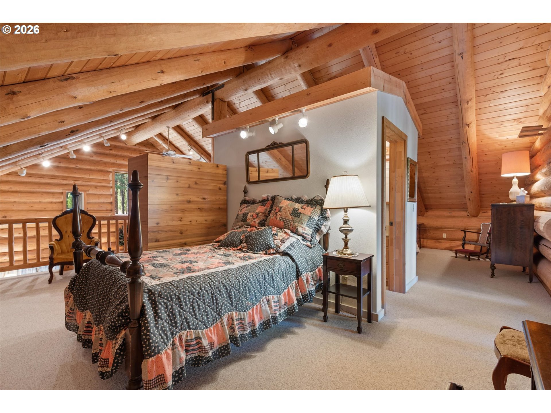 39151 Last Chance Lane Baker City, OR 97814 - Photo 26 of 48 a bed room with a bed and a lamp
