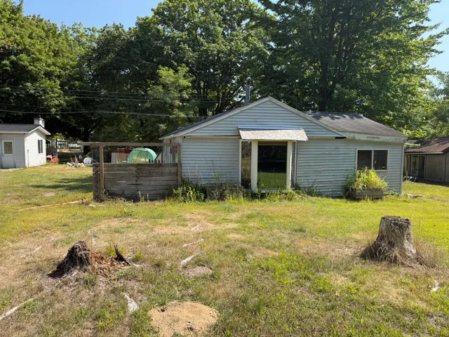 $89,000 | 14310 90th Avenue, Mecosta, MI 49332