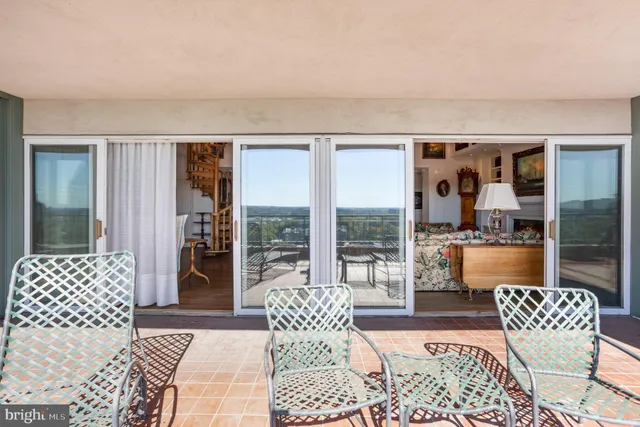 $1,500,000 | 3801 Canterbury Road, Unit 1104, Baltimore, MD 21218