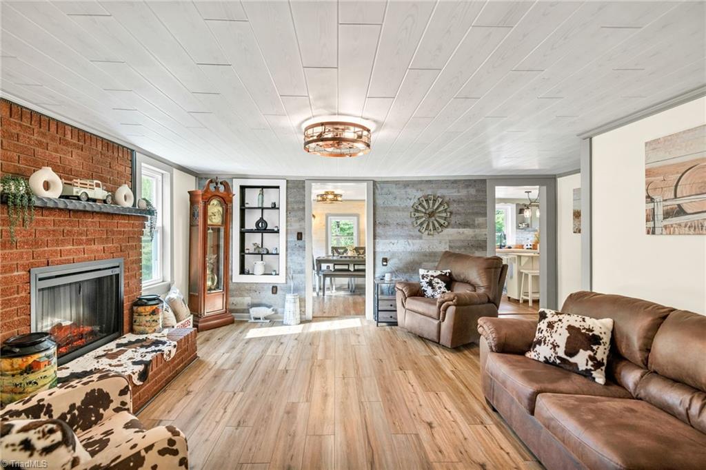 922 Prathers Creek Ch Road Laurel Springs, NC 28644 - Photo 13 of 35