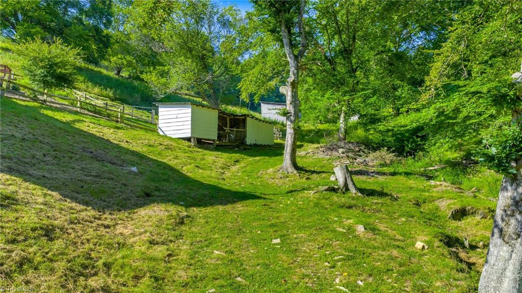 922 Prathers Creek Ch Road Laurel Springs, NC 28644 - Photo 29 of 35