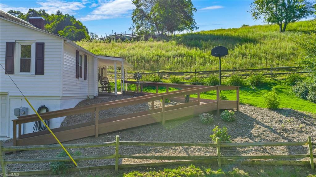 922 Prathers Creek Ch Road Laurel Springs, NC 28644 - Photo 8 of 35