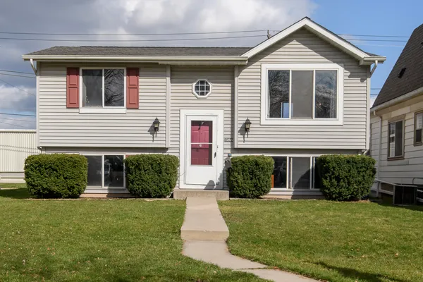 $275,000 | 4622 North 125th Street, Butler, WI 53007