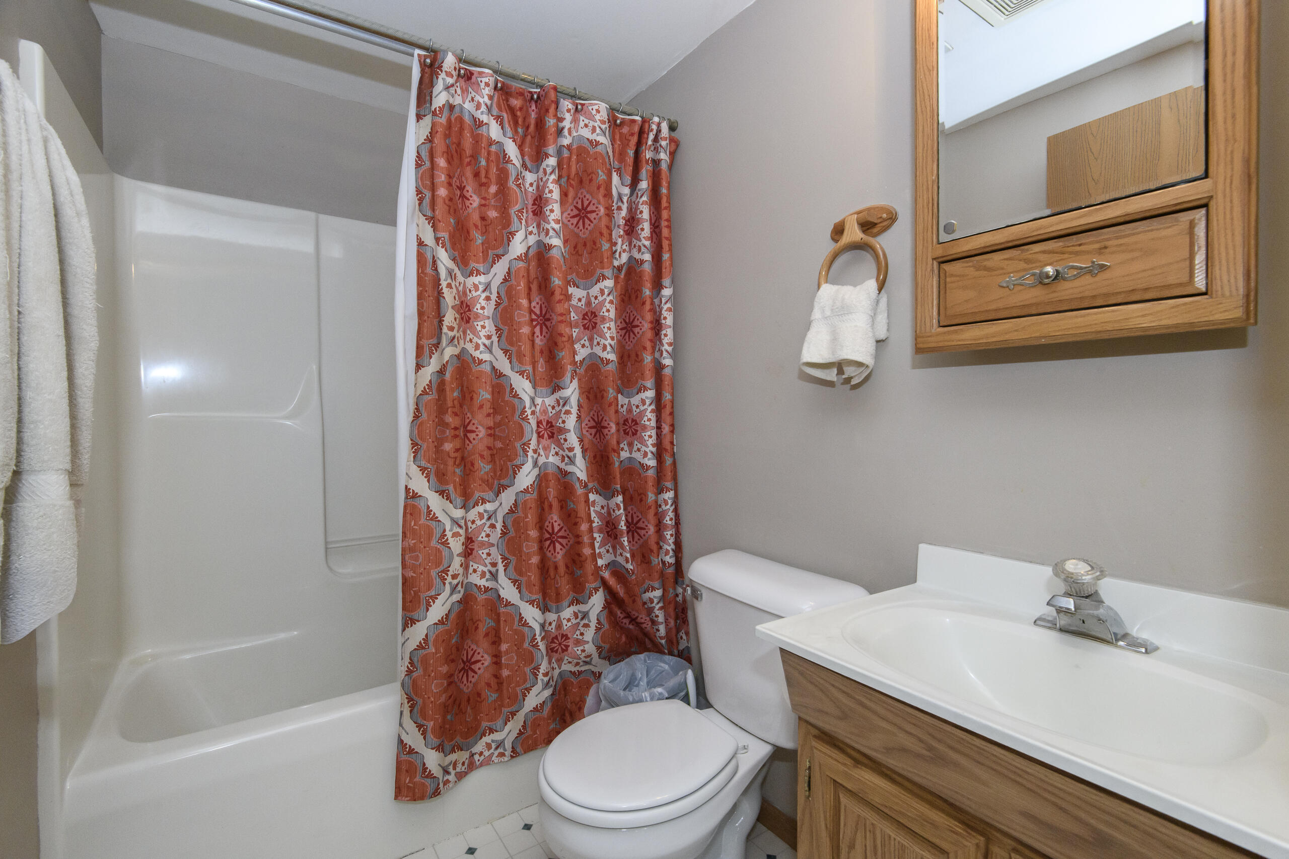 4622 North 125th Street Butler, WI 53007 - Photo 17 of 26 2nd Full Bath