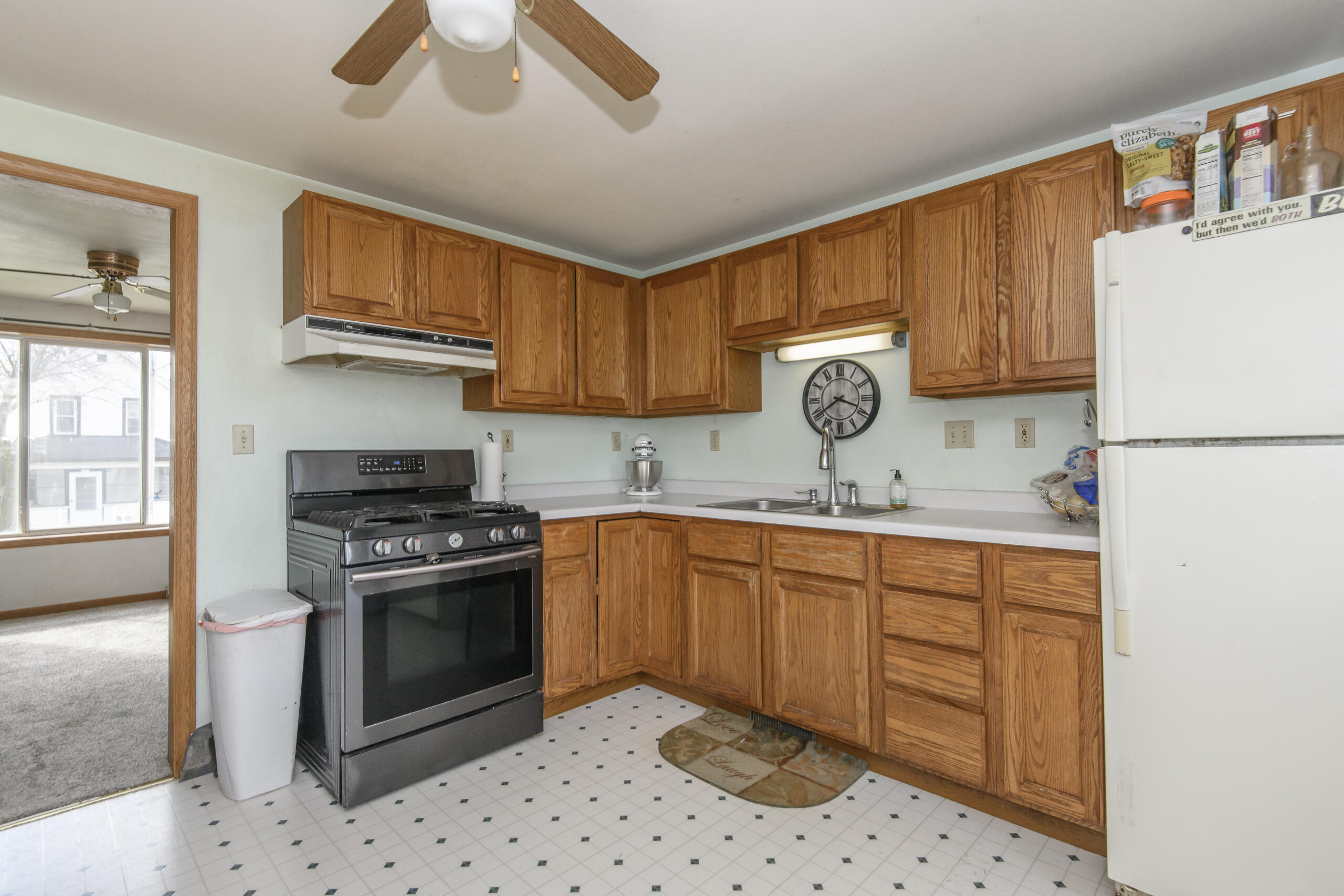 4622 North 125th Street Butler, WI 53007 - Photo 8 of 26 Step Saver Kitchen