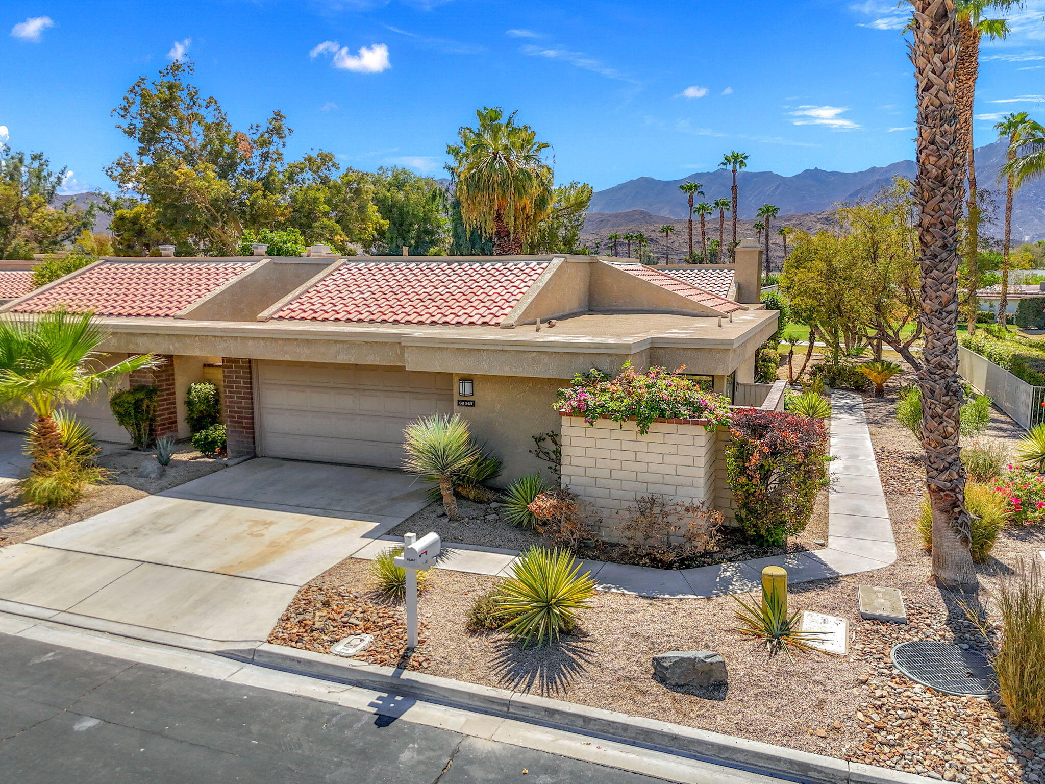 68265 Village Drive Cathedral City, CA 92234 - Photo 48 of 57 49-web-or-mls-DJI_20240829144324_0118_D