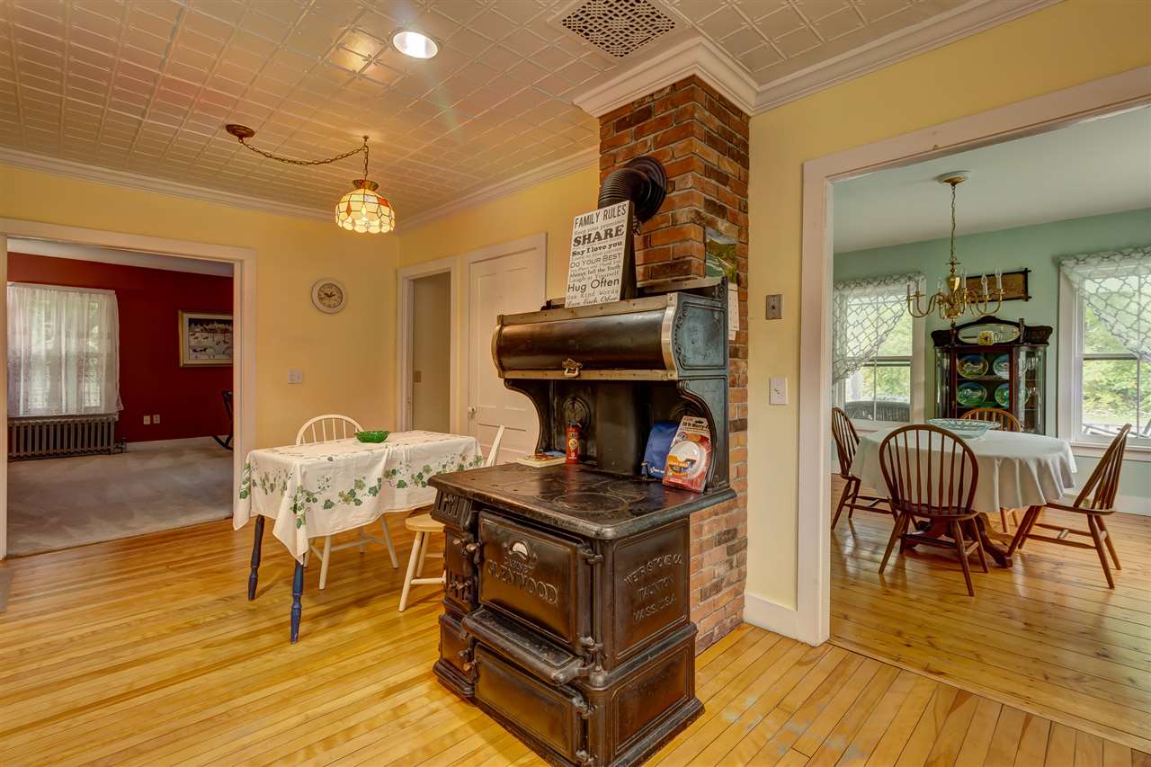 176 W Road Manchester, VT 05254 - Photo 6 of 28 Gallery Image 6