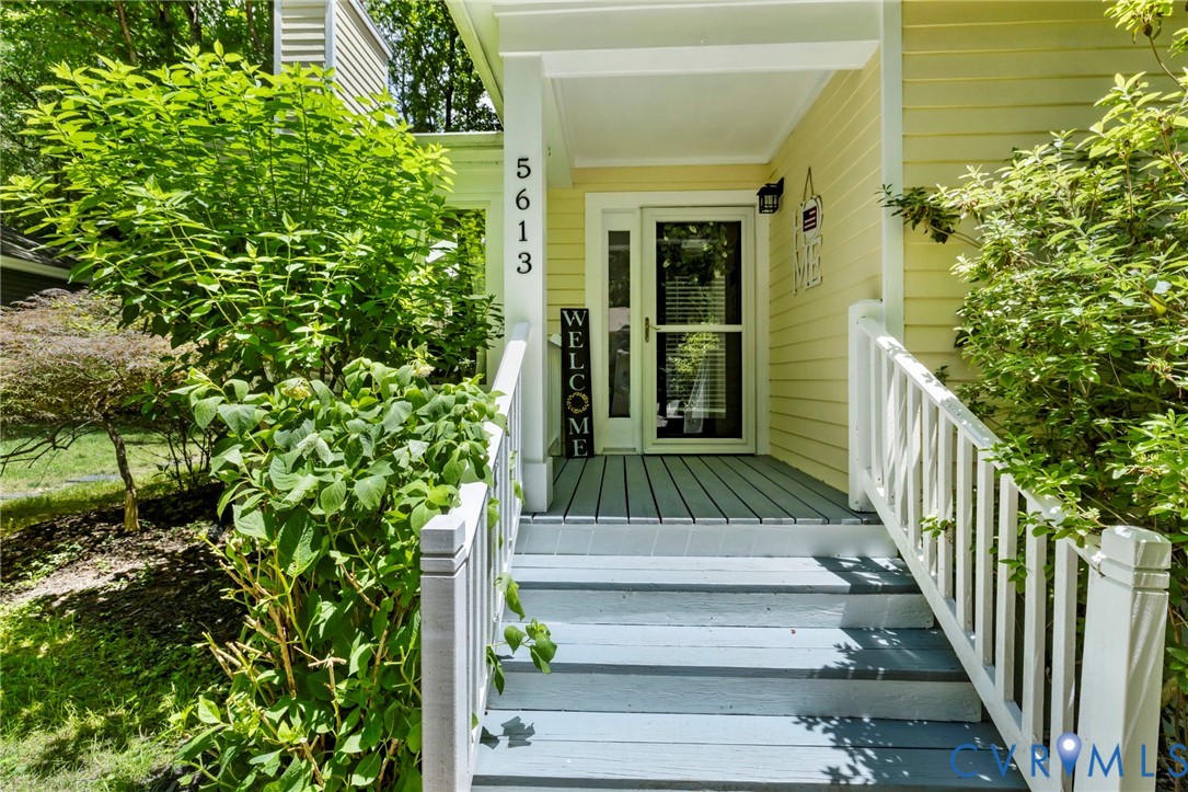 5613 Woods Walk Road Midlothian, VA 23112 - Photo 2 of 28