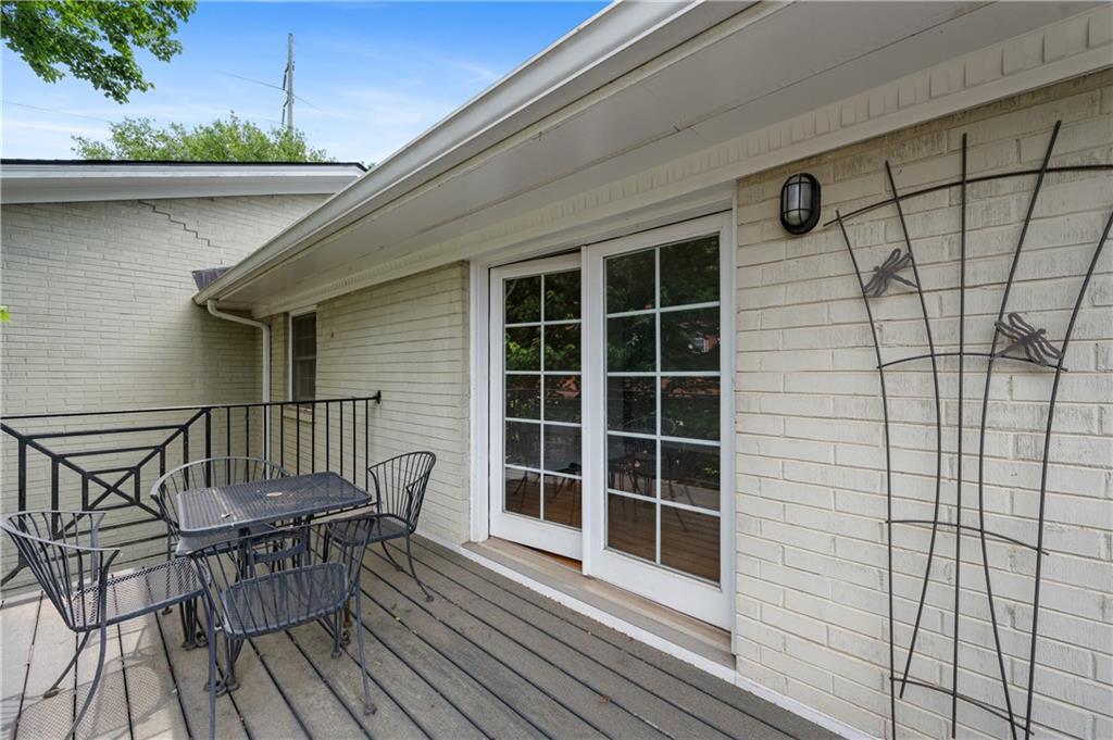 866 Briarcliff Road Northeast, Unit B3 Atlanta, GA 30306 - Photo 16 of 17 a view of a house with a porch