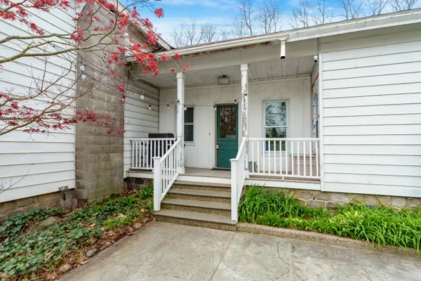 $225,000 | 6817 East T Avenue, Vicksburg, MI 49097