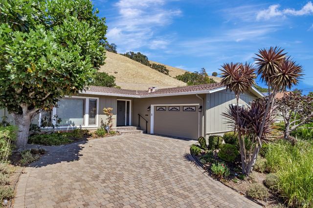 $1,300,000 | 936 Patricia Way, San Rafael, CA 94903