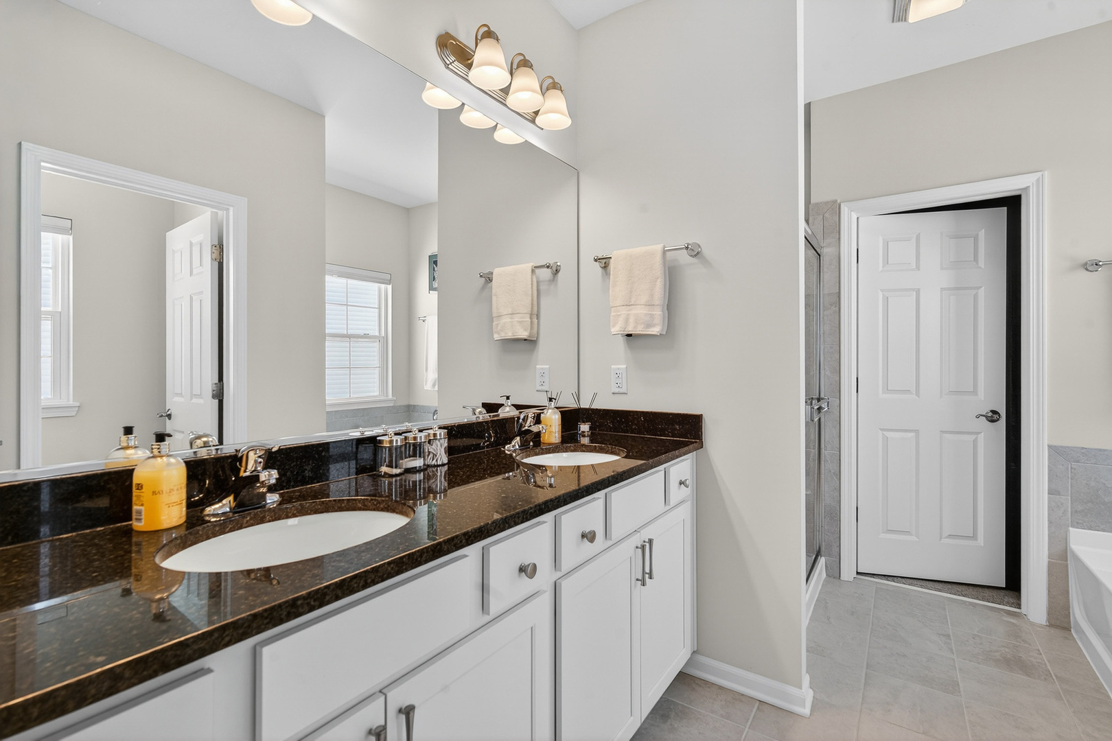 429 Fairway Lane Sycamore, IL 60178 - Photo 15 of 36