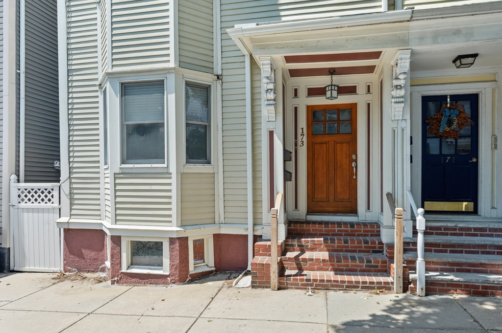 173 H Street, Unit 2 Boston, MA 02127 - Photo 24 of 26 a view of a entryway of the house