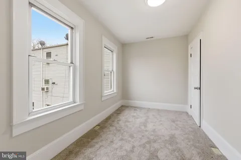 $424,500 | 21 West Pall Mall Street, Winchester, VA 22601