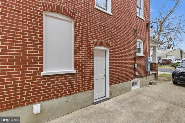 $424,500 | 21 West Pall Mall Street, Winchester, VA 22601