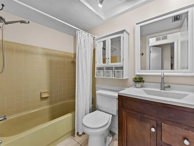 $540,000 | 1768 West Groveleaf Avenue, Palm Harbor, FL 34683