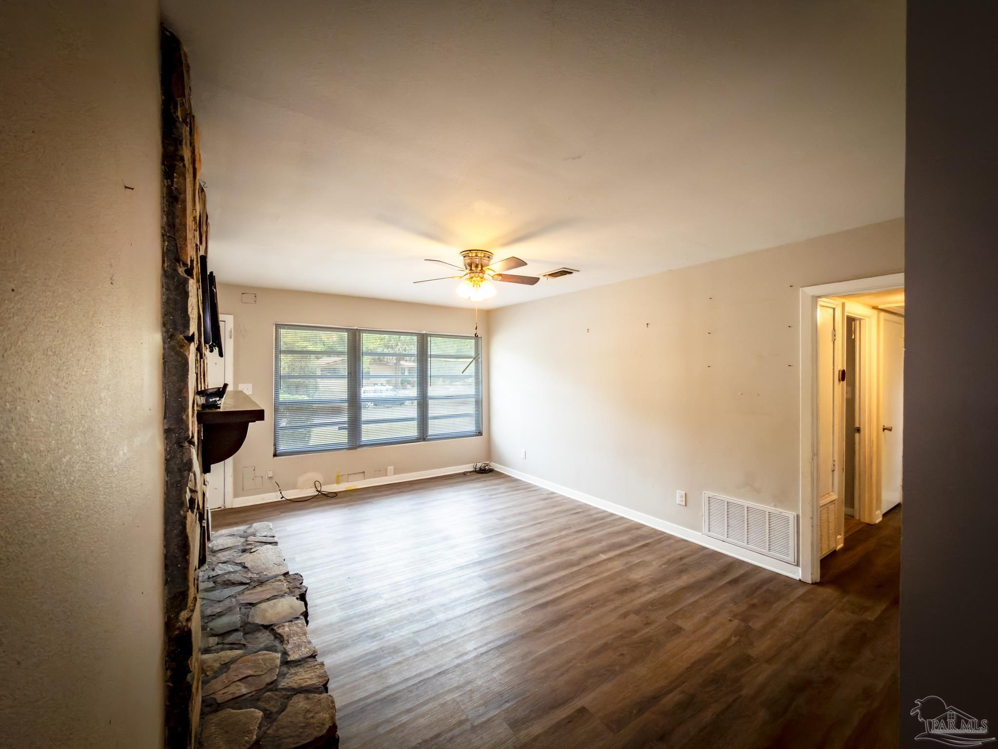 911 Springbrook Avenue Pensacola, FL 32505 - Photo 12 of 30