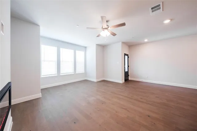 $379,990 | 2116 Naples Drive, Rowlett, TX 75088