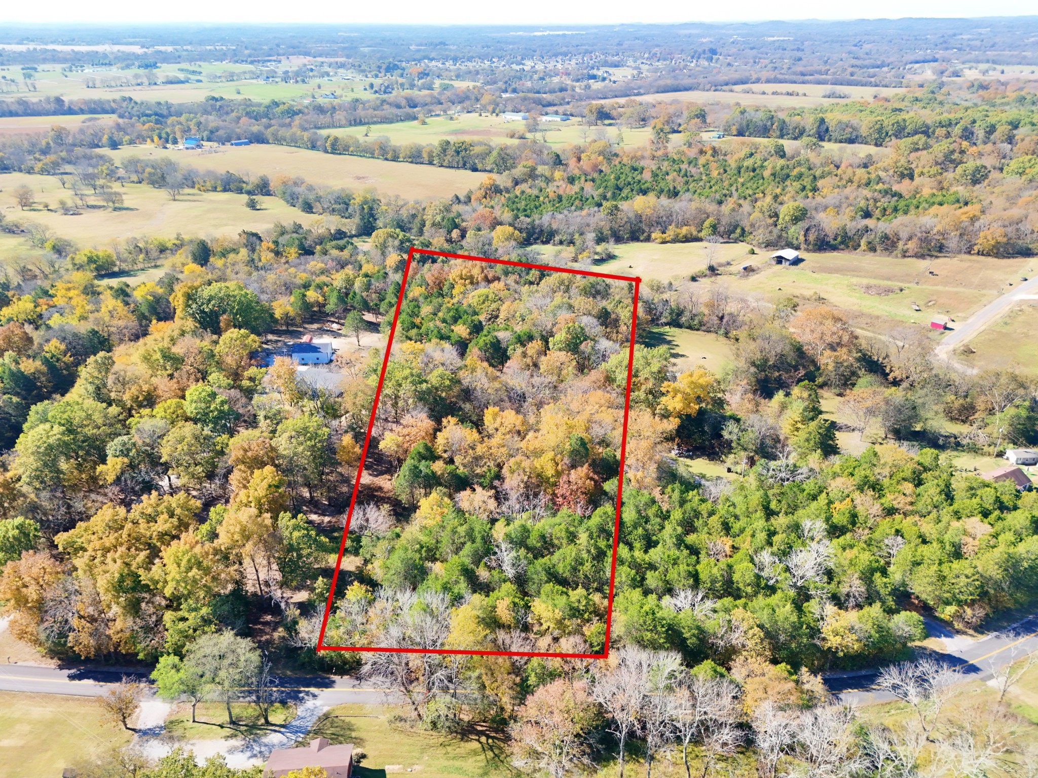 516 Chipman Road Bethpage, TN 37022 - Photo 2 of 6