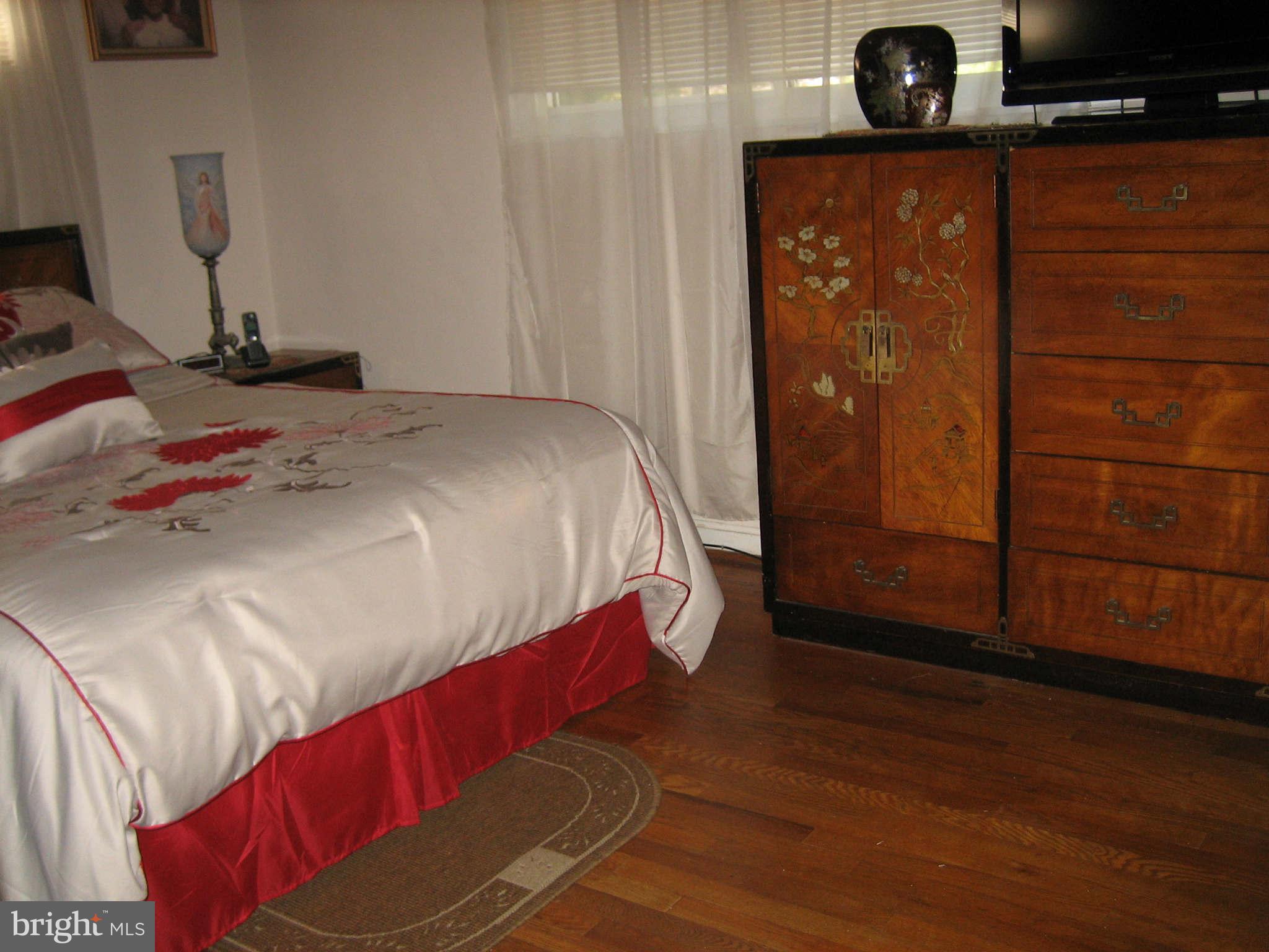 1907 Ladd Street Silver Spring, MD 20902 - Photo 11 of 25 Bedroom (Master)