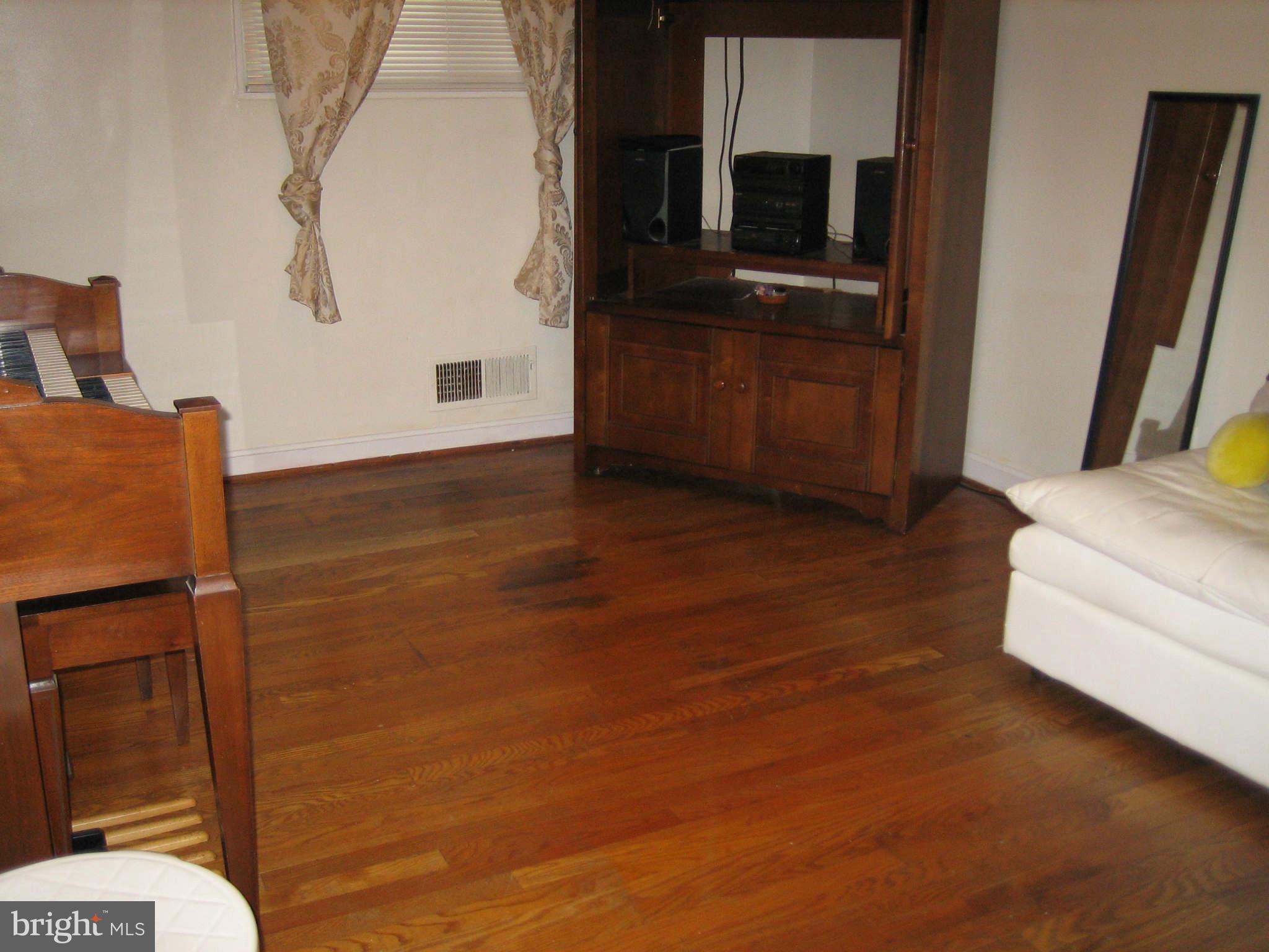 1907 Ladd Street Silver Spring, MD 20902 - Photo 12 of 25 Bedroom 2