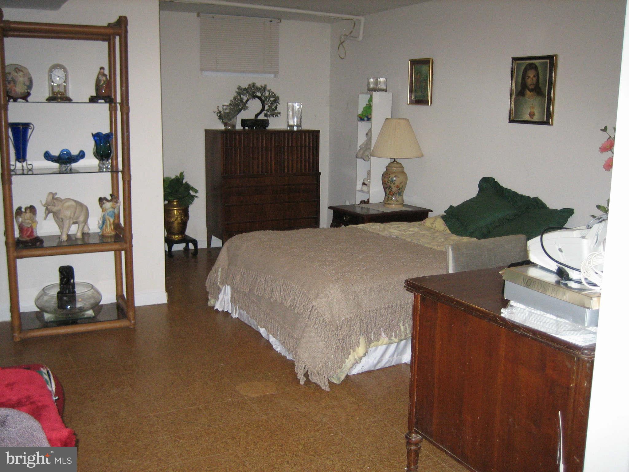 1907 Ladd Street Silver Spring, MD 20902 - Photo 15 of 25 Bedroom 4