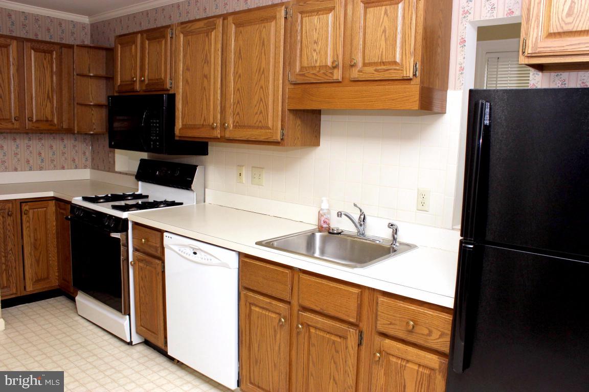 31 Amberly Way Lititz, PA 17543 - Photo 8 of 16