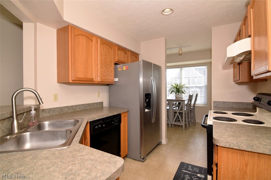 4432 Sexton Road Cleveland, OH 44105 - Photo 4 of 34 Gallery Image 4