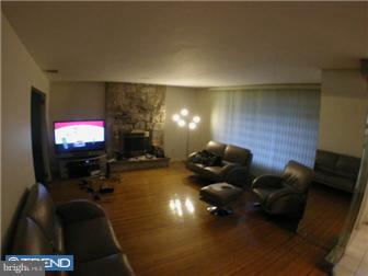 415 County Line Road Huntingdon Valley, PA 19006 - Photo 3 of 11 Gallery Image 3