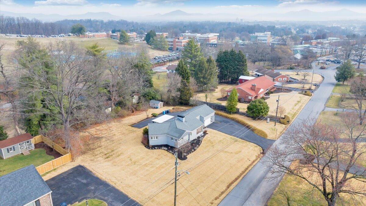 3531 Winding Way Road Southwest Roanoke, VA 24015 - Photo 4 of 70 1-DJI_20260304092253_0013_D_MIB