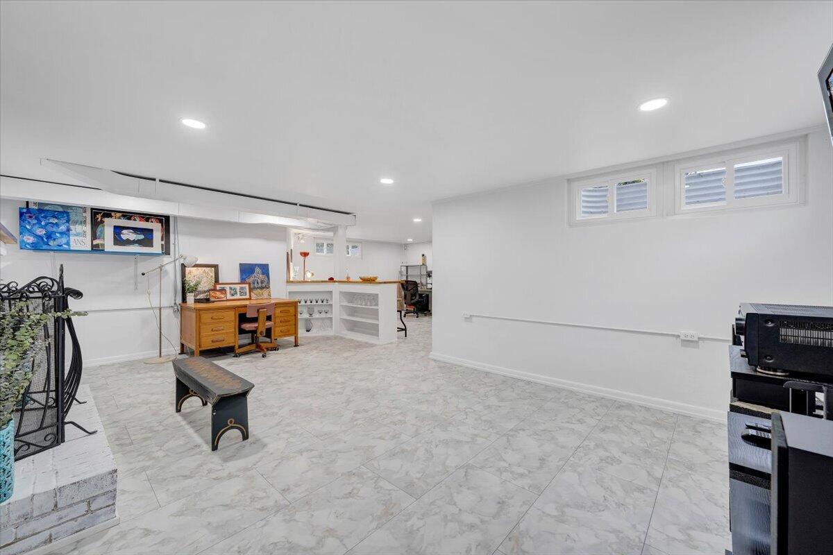3531 Winding Way Road Southwest Roanoke, VA 24015 - Photo 63 of 70 a view of a room with working space