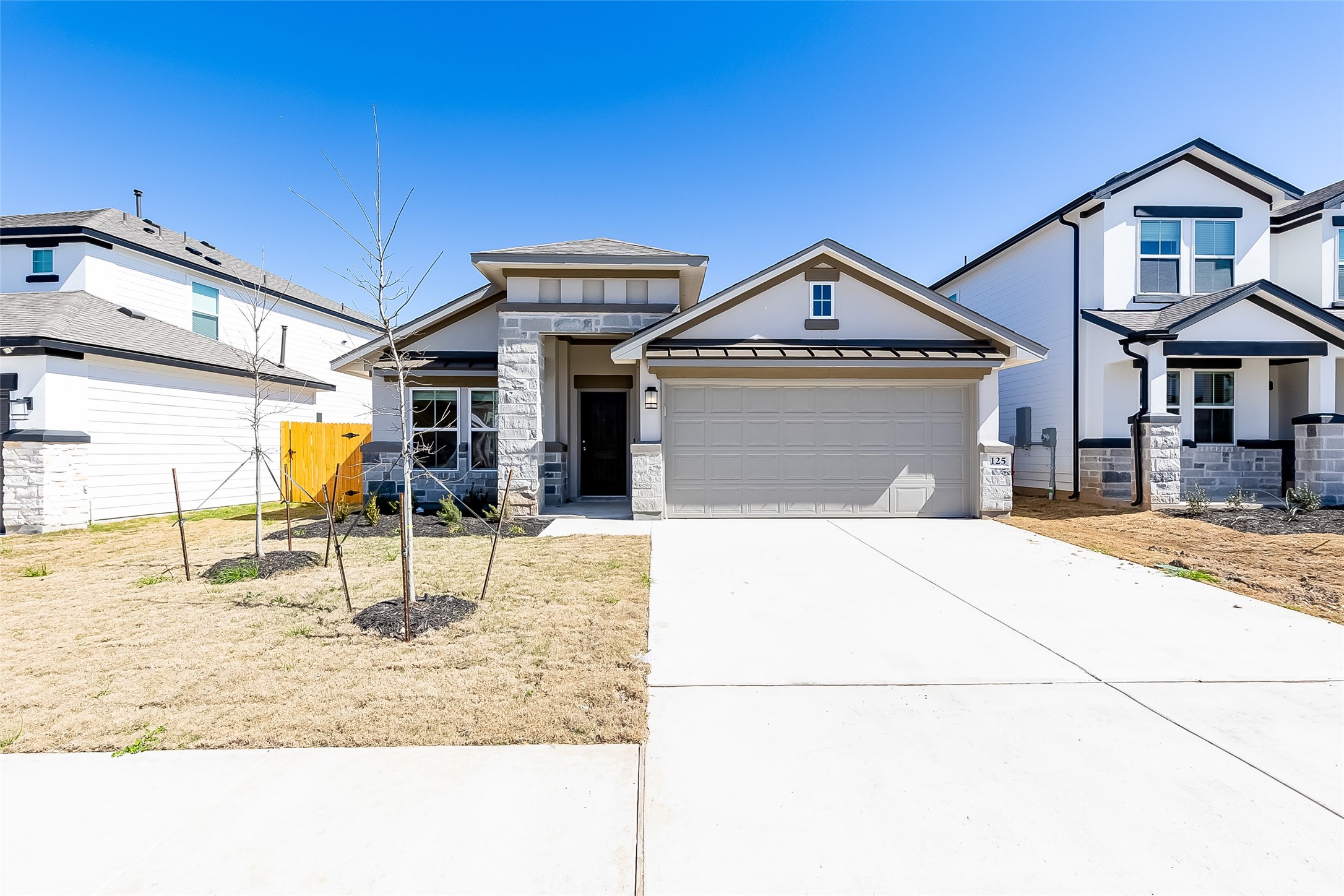 125 Comet Pointe Drive Georgetown, TX 78628 - Photo 1 of 28