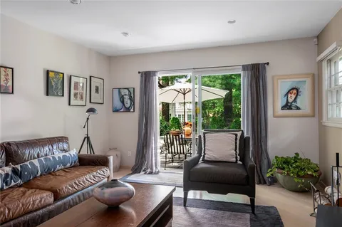 $1,225,000 | 5 Barbour Drive, Providence, RI 02906