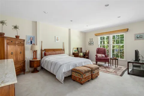 $1,225,000 | 5 Barbour Drive, Providence, RI 02906