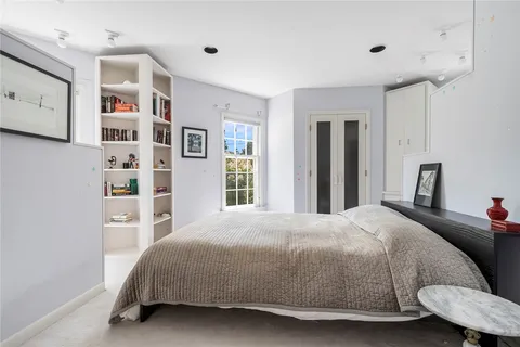 $1,225,000 | 5 Barbour Drive, Providence, RI 02906