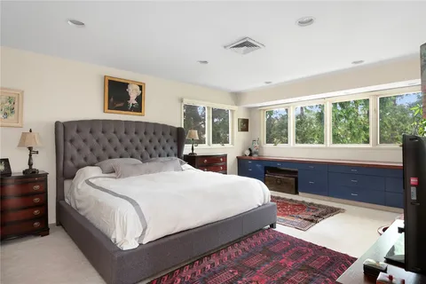 $1,225,000 | 5 Barbour Drive, Providence, RI 02906