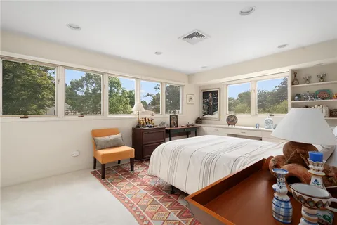 $1,225,000 | 5 Barbour Drive, Providence, RI 02906