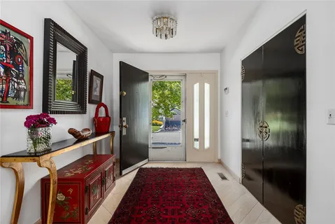 $1,225,000 | 5 Barbour Drive, Providence, RI 02906